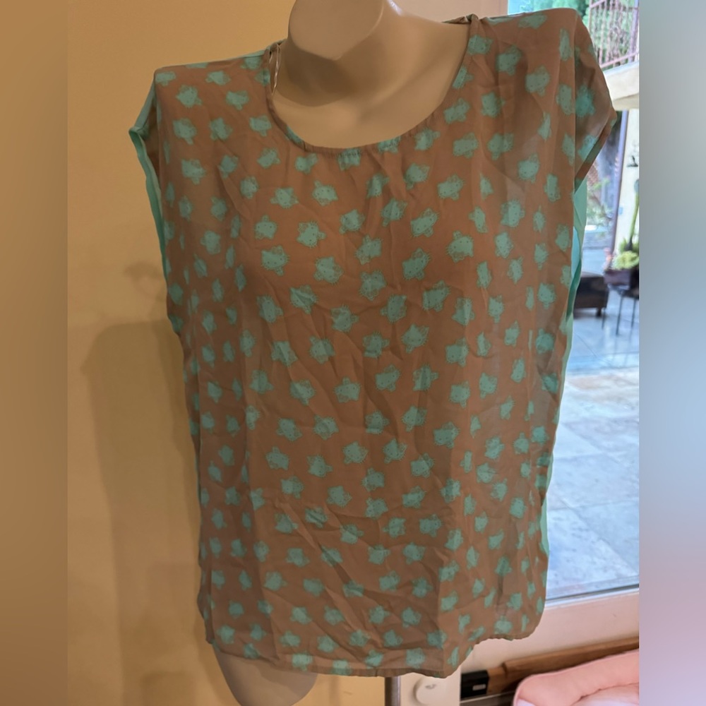 Hello kitty x forever 21 top with face prints cami top